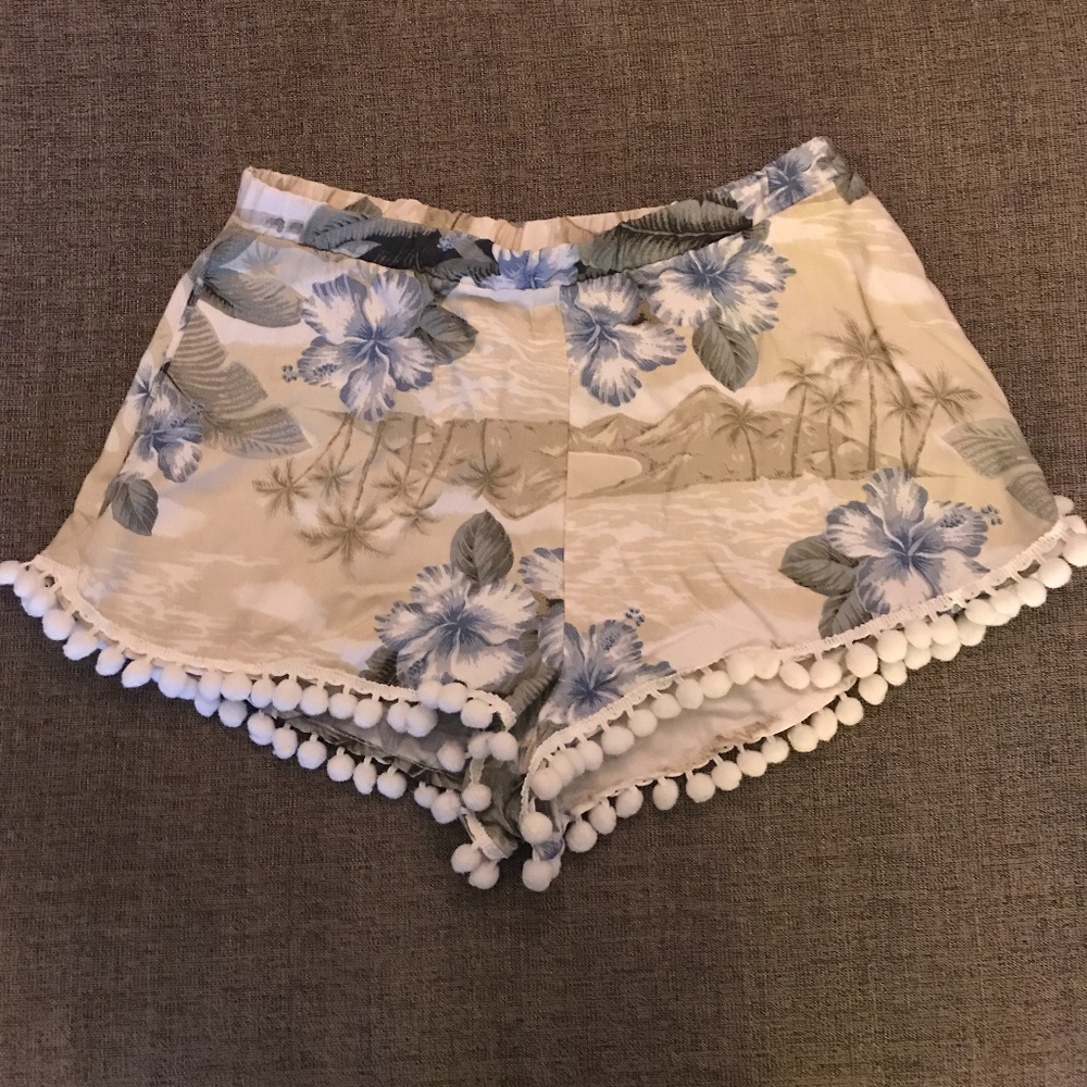 Wonderland Honolulu Pom Pom Trim Shorts